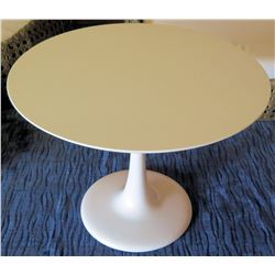 White Cattelan Italia Round Pedestal Table, 39" Dia, 30"H