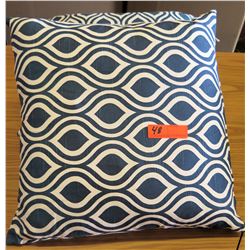 Qty 2 Blue Decorative Throw Pillows (Blue/White)