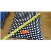 Image 2 : Qty 2 Matching Check Patterned Throw Pillows
