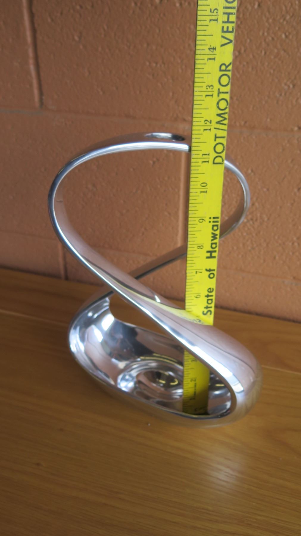 Anne Nambe Infinity Vase Model MT0326 Oahu Auctions Anne Nambe Infinity Vase Model MT0326 i