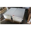 Image 2 : Pallet 40 Pieces 24"x42" White Stone Tiles