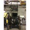 Image 1 : Poulan Pro Lawn Mower