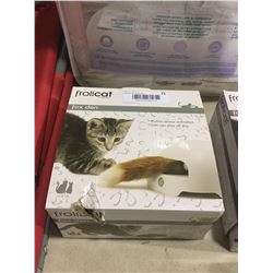 FrolicatMotion Sensor Fox Den Cat Toy