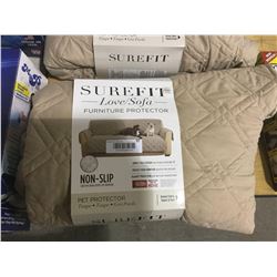 Surefit Love/Sofa Non-Slip Pet Protector