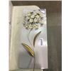 Image 1 : Floral Wall Decor
