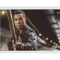 Donnie Yen Signed 8x10 Photo (Beckett COA)