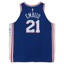 Joel Embiid Signed Philadelphia 76ers Jersey (Fanatics Hologram)