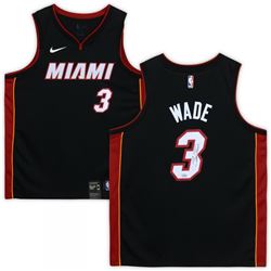 Dwyane Wade Signed Miami Heat Jersey (Fanatics Hologram)