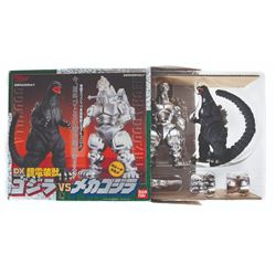 Bandai DX GODZILLA/MECHAGODZILLA Boxed Electronic Figure Set