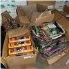 Image 1 : 4 BOXES HALLOWEEN COSTUMES