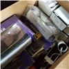 Image 3 : BOX OF DOOR BELLS