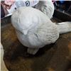 Image 2 : LARGE CONCRETE BIRD STATUE
