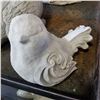 Image 1 : CONCRETE BIRD STATUE
