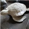 Image 2 : SEA TURTLE CONCRETE STATUE