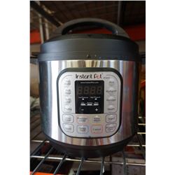 AS NEW 8-QUART INSTANT POT