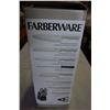 Image 7 : 2 PRESSURE COOKERS AND FABERWARE KNIFE SET