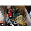 Image 2 : TRAY OF BRASS DISHES, METAL GARDEN GRASS HOPPER, AND CLOWN FIGURES
