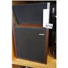 Image 1 : PAIR OF BOSE SPEAKERS