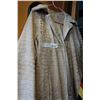 Image 2 : FUR COAT