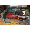 Image 2 : 2 AMERICAN MUSCLE AND ROAD TRACK 1:18 SCALE BOXED DIE CAST CARS