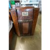 Image 1 : VINTAGE 1932 MARCONI RADIO