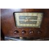 Image 2 : VINTAGE 1932 MARCONI RADIO