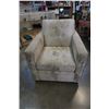 Image 1 : UPHOLSTERED BUTTON BACK ARMCHAIR