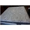 Image 2 : KINGSIZE SERTA VILLA BELLAGIO 8 SUPER PILLOW TOP PLUSH MATTRESS, DIRT SCUFFS, AS NEW