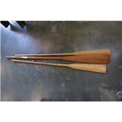 3 VINTAGE OARS