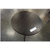 Image 2 : METAL AND WOOD ROUND ENDTABLE