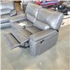 Image 8 : BRAND NEW GENUINE GREY STITCHED LEATHER DOUBLE RECLINING SOFA WITH FLIP DOWN CONSOLE AND LOVESEAT