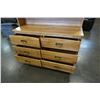 Image 3 : 6 DRAWER DRESSER W/ HUTCH