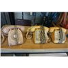 Image 1 : 3 VINTAGE PHONES