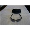 Image 1 : PAIR OF OAKLEY SUNGLASSES