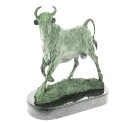 Bull Bronze Sculpture on Marble Base Statue