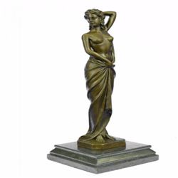 Nude Female Bronze Figur