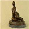 Image 7 : Curvaceous Nude Woman Bronze Sculpture