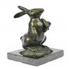Image 9 : Animal Edition Bronze Bunny With Carrot Sculpture