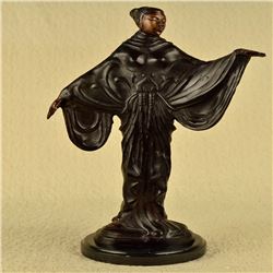 Fashion Model Bronze Sculpture on Marble Base Figure