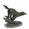 Image 5 : Howling Wolf Bronze Sculpture