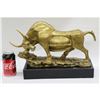 Image 1 : Stock Market Bull Bronze Statue