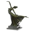 Image 5 : Elegant Dancer in Arabesque Bronze Sculpture