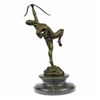 Image 5 : Diana the Huntres Bronze Sculpture