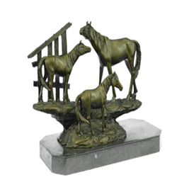 Family Horses Bronze Statue