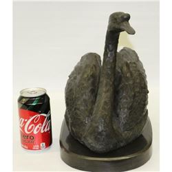 Lifelike Beautiful Swan Bronze Statue