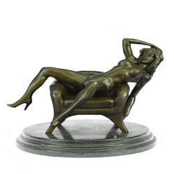 Naked Woman Bronze Statue