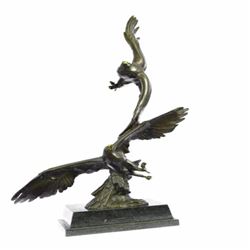 Two Flying Eagle Soar in the Air Bronze Sculpture on Marble Base Statue