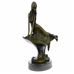 Fashion Lady Bronze Sculpture on Marble Base Statue