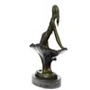 Image 4 : Fashion Lady Bronze Sculpture on Marble Base Statue
