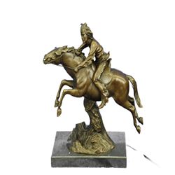 Le dernier dune race Bronze Sculpture